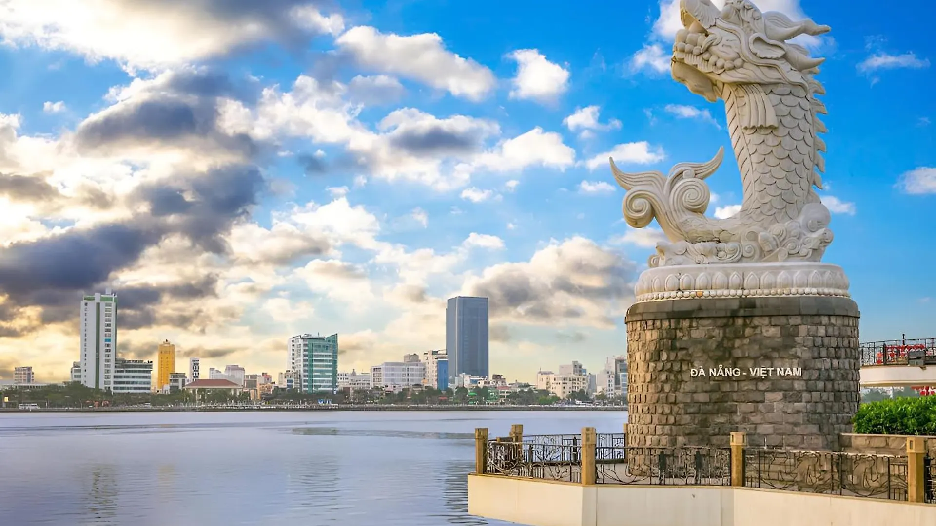 New Era Hotel & Apartments Da Nang