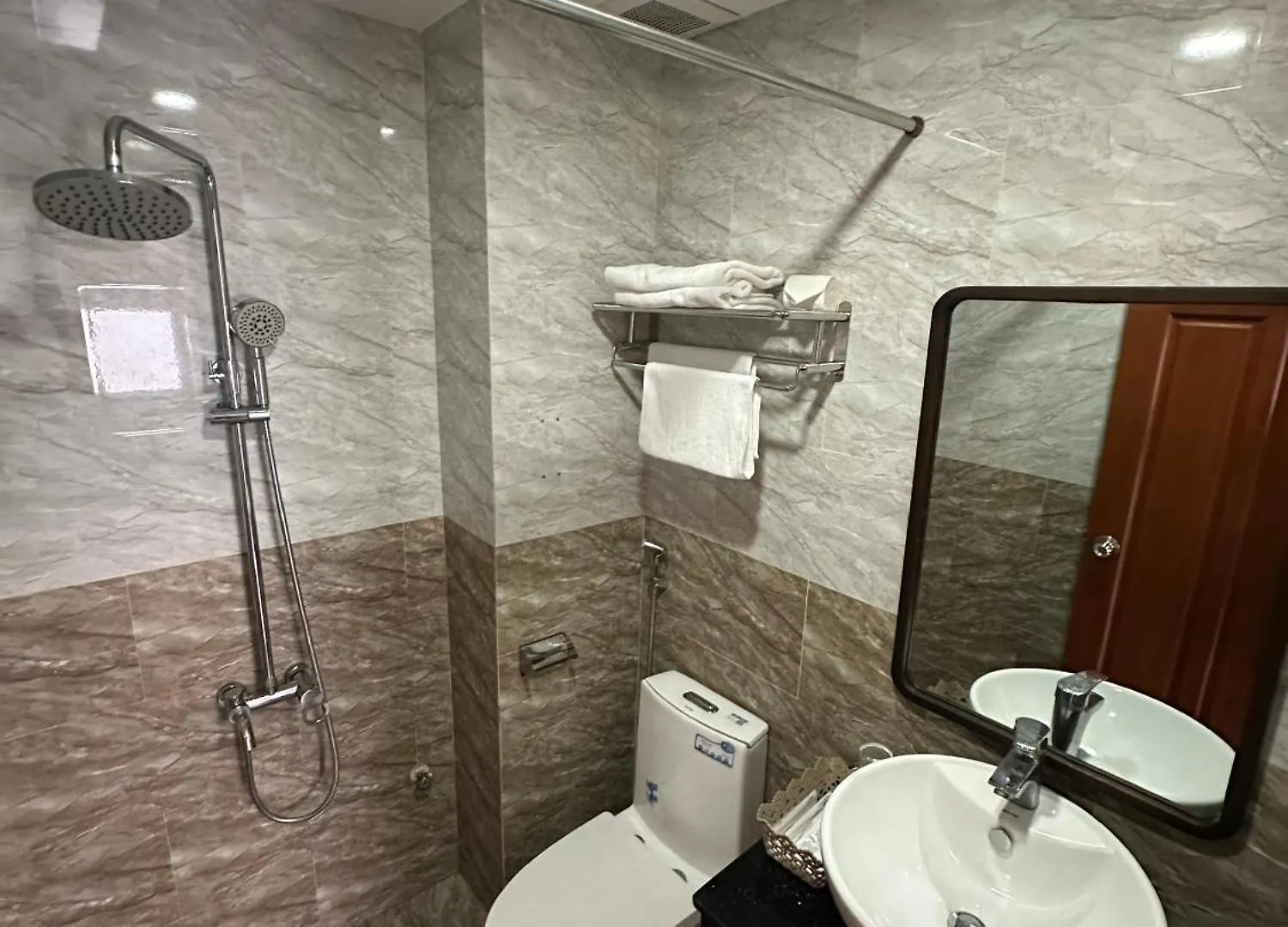 New Era Hotel & Apartments Da Nang